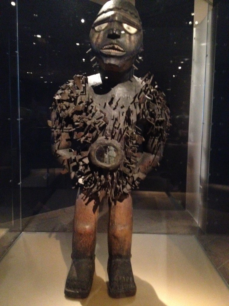 iandeleonarts's tweet photo. @metmuseum got to see #KongoPower before it closed. My favorite were these Power Figures and their "power packs" 👊🏿💥 https://t.co/wNt6ArQC6w