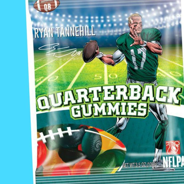 QBGummies's tweet photo. #finsup, #Tannehill takes the field! Celebrate this #candykickoff with some #qbgummies! https://t.co/qPOgT3Kfmk