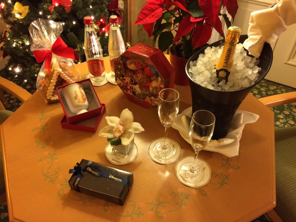 Castle Club Disneyland Hotel