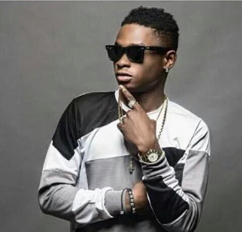 MTVBaseAfrica's tweet photo. RT for Lil Kesh
Like for Reekado Banks https://t.co/YjhJ2jN4F5
