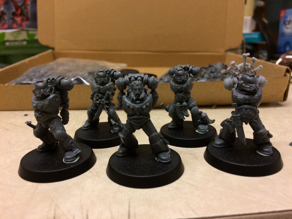 Wiltrichs's tweet photo. Started my Spacewolves #warmongers #spacewolves #greyhunters #40k #warhammer40k #spacewolf #gamesworkshop https://t.co/d5lYfk2m7o