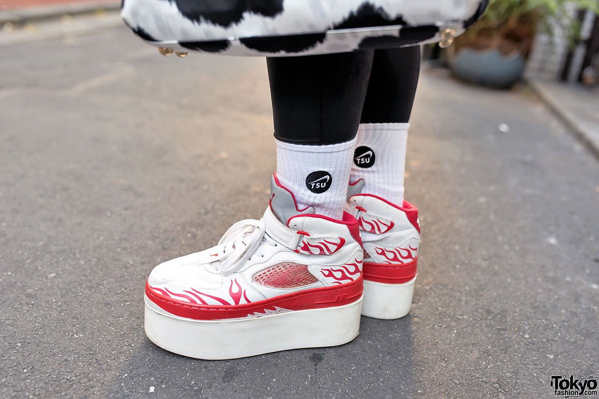 Embedded image permalink