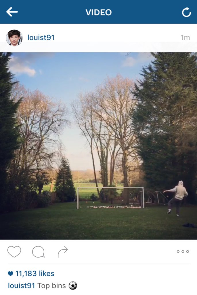 KeepUpdated1D's tweet photo. Louis posted a video of him playing soccer on Instagram https://t.co/YSB9NiEz9G