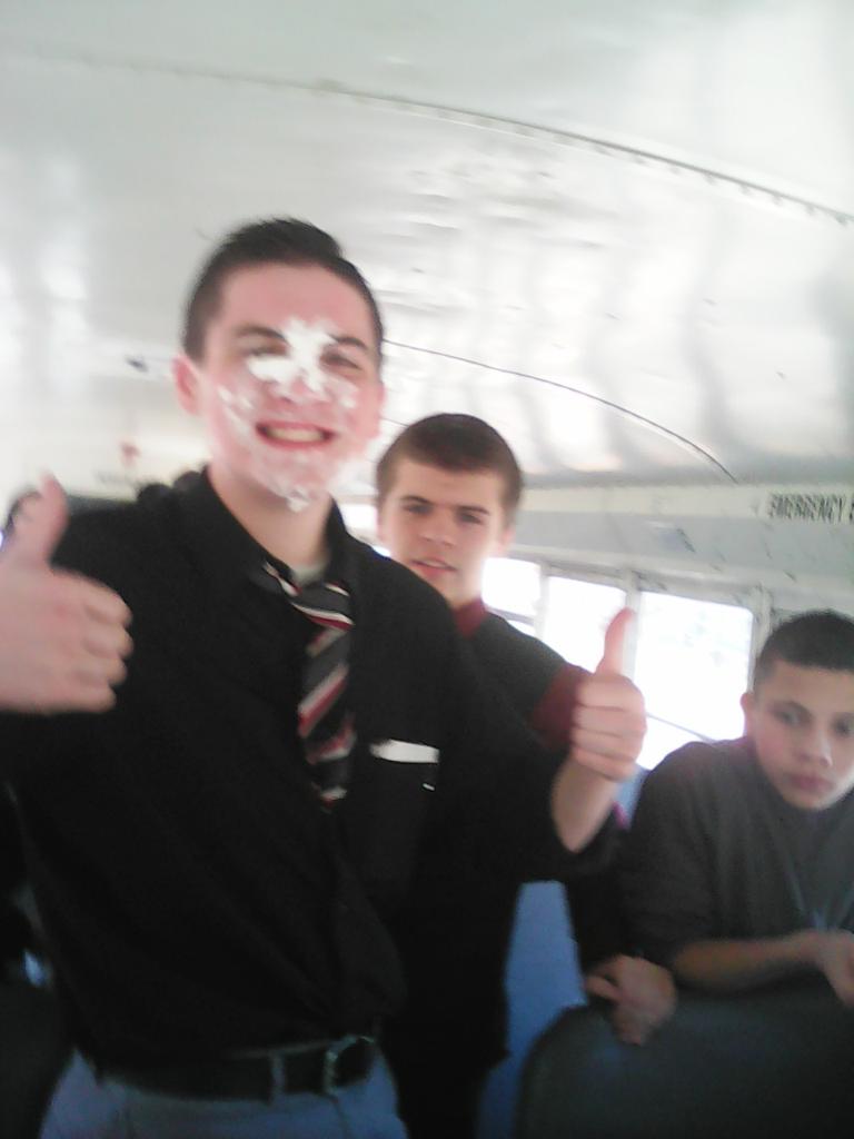JohnMarkSeay's tweet photo. Great day on buses back at college 28 riders! Starting off the new year with some crazy games on the bus!#gotcream? https://t.co/tih1MeMy00