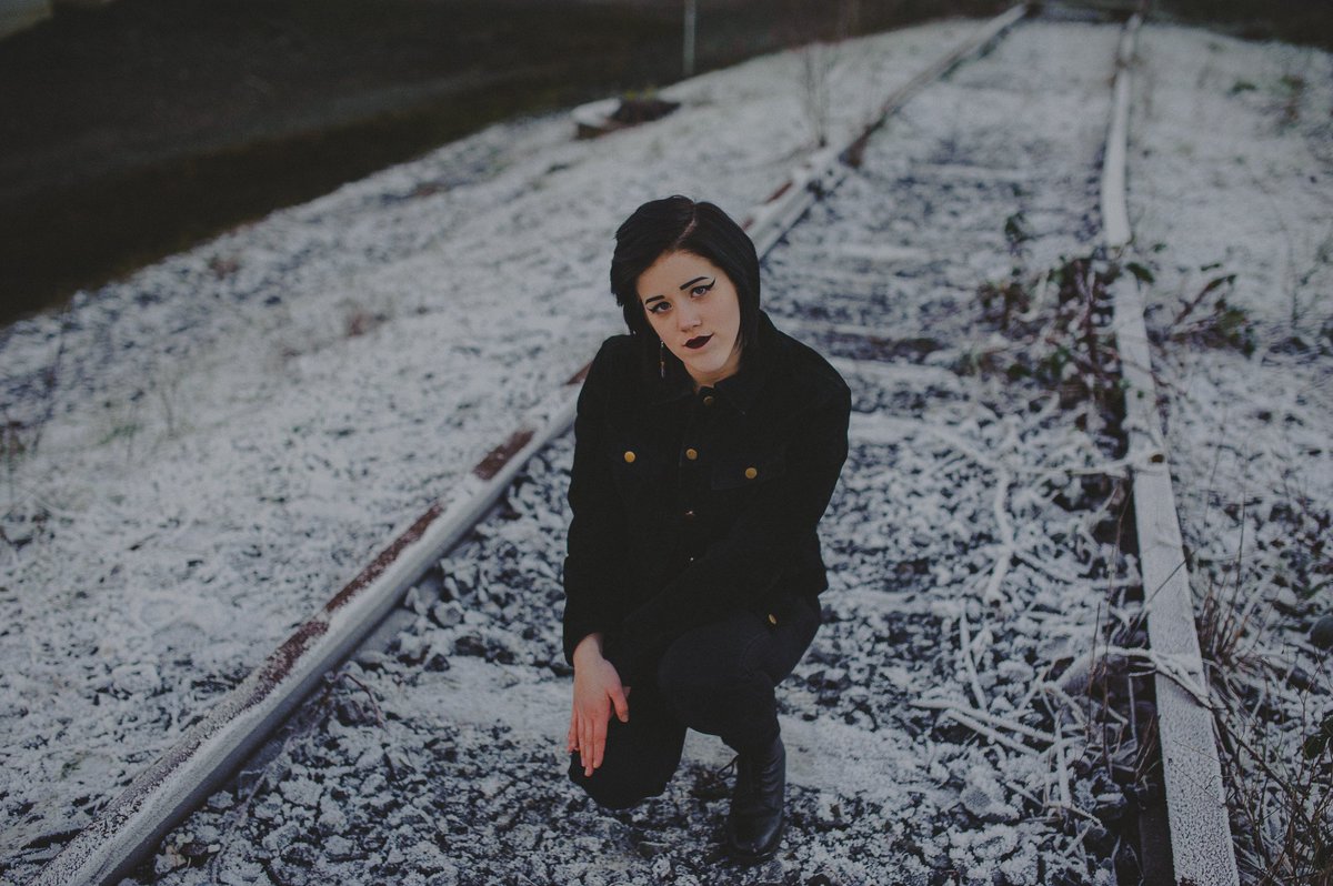 soleilkill's tweet photo. snowy tracks dressed in black https://t.co/ZznEUm2uAd