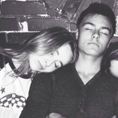 felloffasheep's tweet photo. Me and @xAgentPx ❤️ I love this girl a lot! https://t.co/kd4AHqINqJ