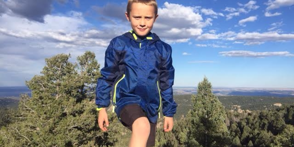 BestFamilyTrips's tweet photo. Hiking | The Mile High Mama https://t.co/DaP8EupAZX https://t.co/4PXJa7Dmpi