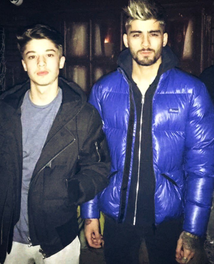 thearabellass's tweet photo. @daniaalmaIik My Boy's ❤😻😪
#FollowMeDan https://t.co/LpxRzj7pBL