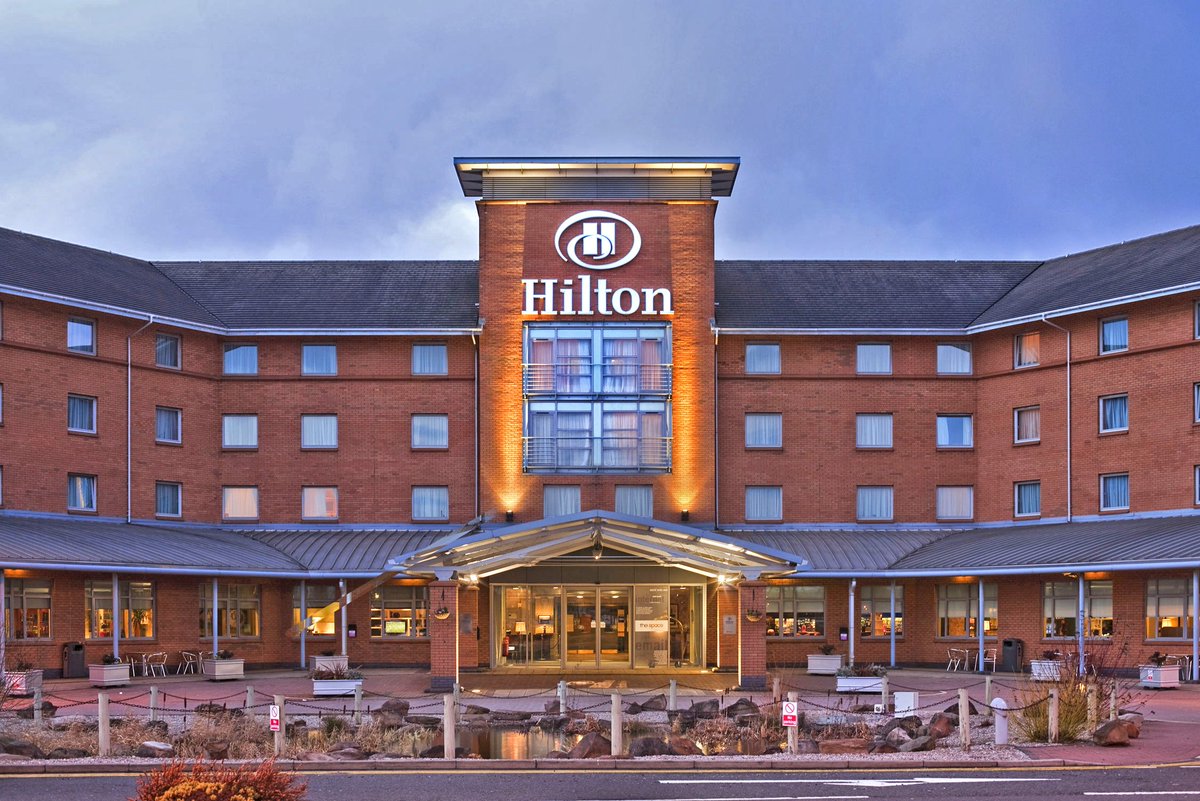 HiltonStrath's tweet photo. Book your first 2016 holiday during our #WinterSale &amp; start planning your #Glasgow visit! https://t.co/kdsTZ26lBT https://t.co/4btpEnH1A0