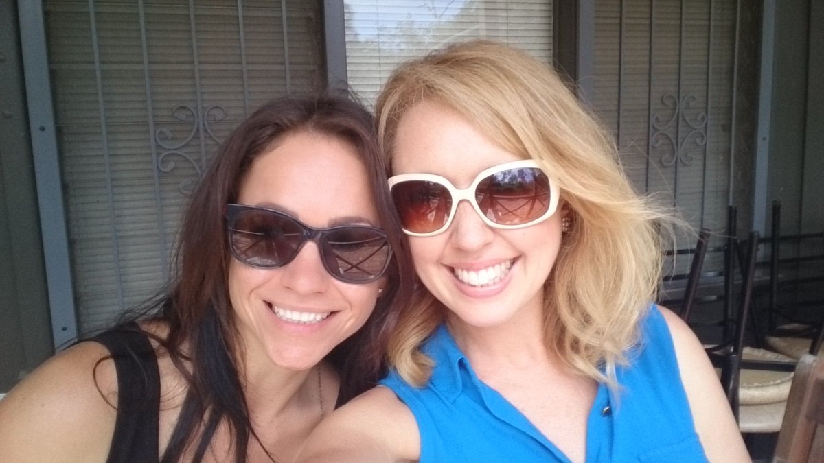 NicoleAtas's tweet photo. Spending time with my bestie. I need to come over to Perth and visit you!! #besties #Perth #Melbourne #fun https://t.co/A9HYQdXuMB