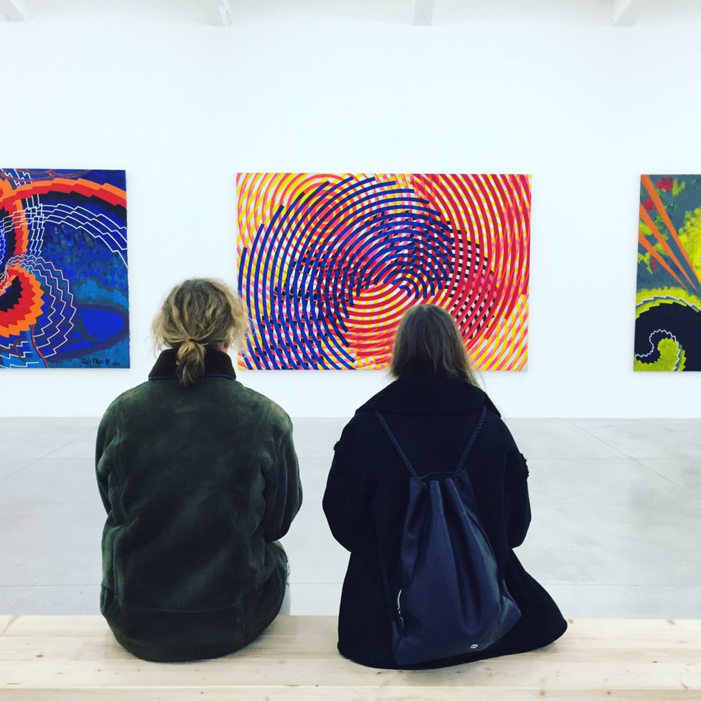 ArtRabbit's tweet photo. Hypnotised. Korean Modernist #HanMook @Le_Consortium #Dijonart https://t.co/KVbVDvIvLe