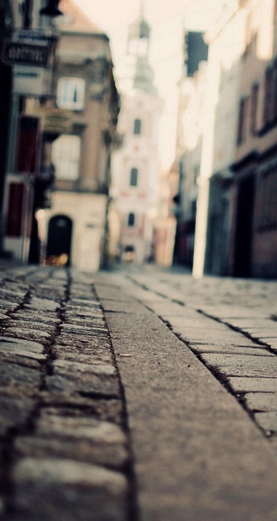 Kırk gün kar Yağar bir gün av olur Ozamanda Çarık Yırtık Olur...