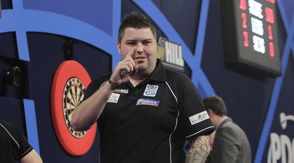 TeamBullyBoy's tweet photo. He's done it @BullyBoy180 is in the 2016 Premier League Darts, no one deserves this more than this man! Well done!!! https://t.co/3VvcxSpqIe