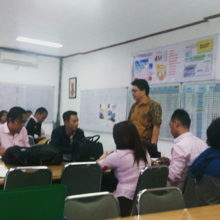 Closing Day December 2015. Nissan 47 unit, Datsun 56 Unit. Total 103 unit. Paling tinggi Di Bandung