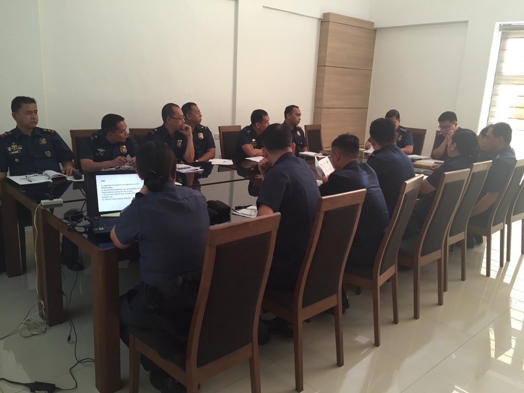 sds_pspg's tweet photo. 1st Staff Conference for 2016 with DD, PSPG and CS, PSPG @pnppspg @DirectorPSPG @CSPSPG @sds_pspg https://t.co/oa1vsX1EPm