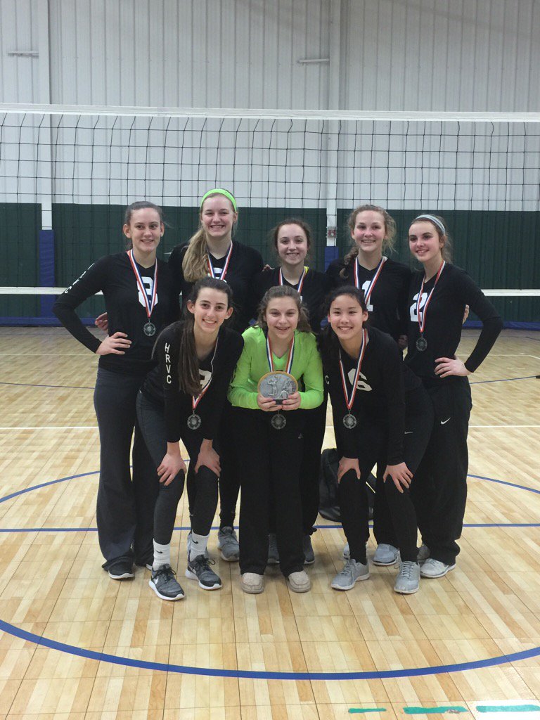 trish_hester's tweet photo. So proud of HRVC Elite 8! Runner up in 15U Quest tournament! @mikelondonpost3 @malweast @gracethomas38 @hester_tori https://t.co/Yh6UMsfYln