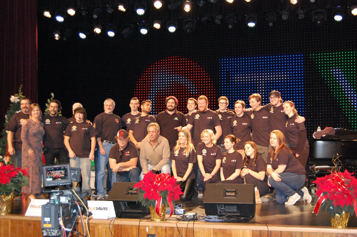 prenault7's tweet photo. @AlgonquinColleg crew and others who helped out at the 2015 Telethon @breeannajackson @TimminsTelethon https://t.co/vN9XQQ4fog