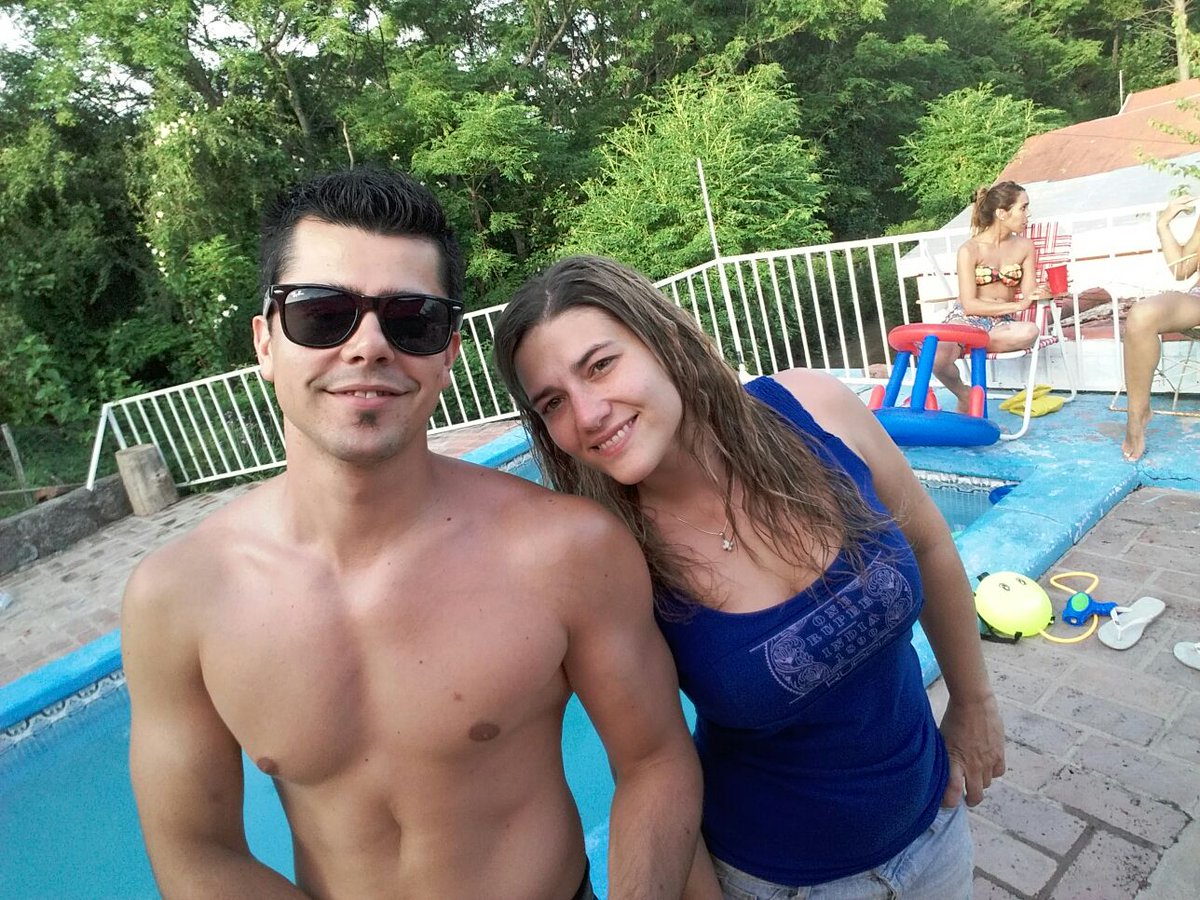 JuliVenturini's tweet photo. Finde XL. #Felicidad #TeAmo @leogvicentini https://t.co/LLu0b84iky