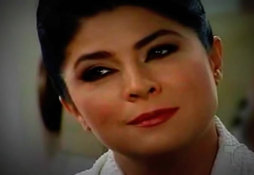 Eliza_dr45's tweet photo. @victoriaruffo31 cada dia te amo mas y mas👸🏻😘👸🏻💕😍😍🐼 #OsitaPolar 🐼❤️😍 https://t.co/9p6yeZWYT0