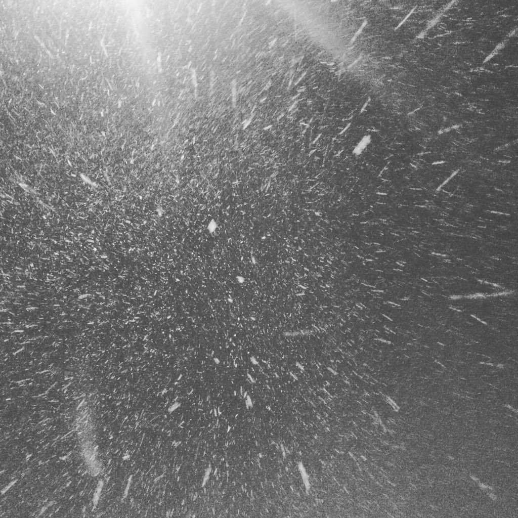MintSnowboard's tweet photo. WEATHER UPDATE: #itsdumping #snow https://t.co/Uz4Ianz1fy