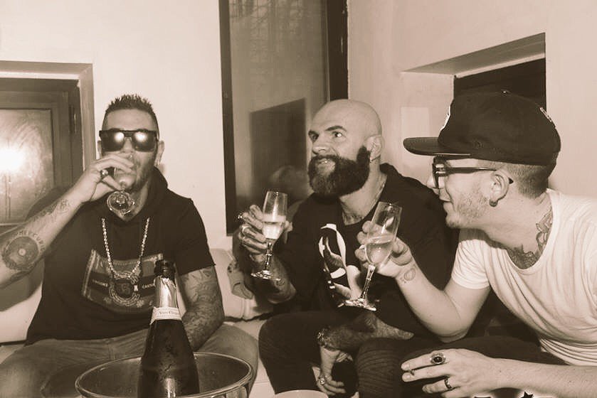 RealEmisKilla's tweet photo. Team Killa. https://t.co/VwgudZaSzU