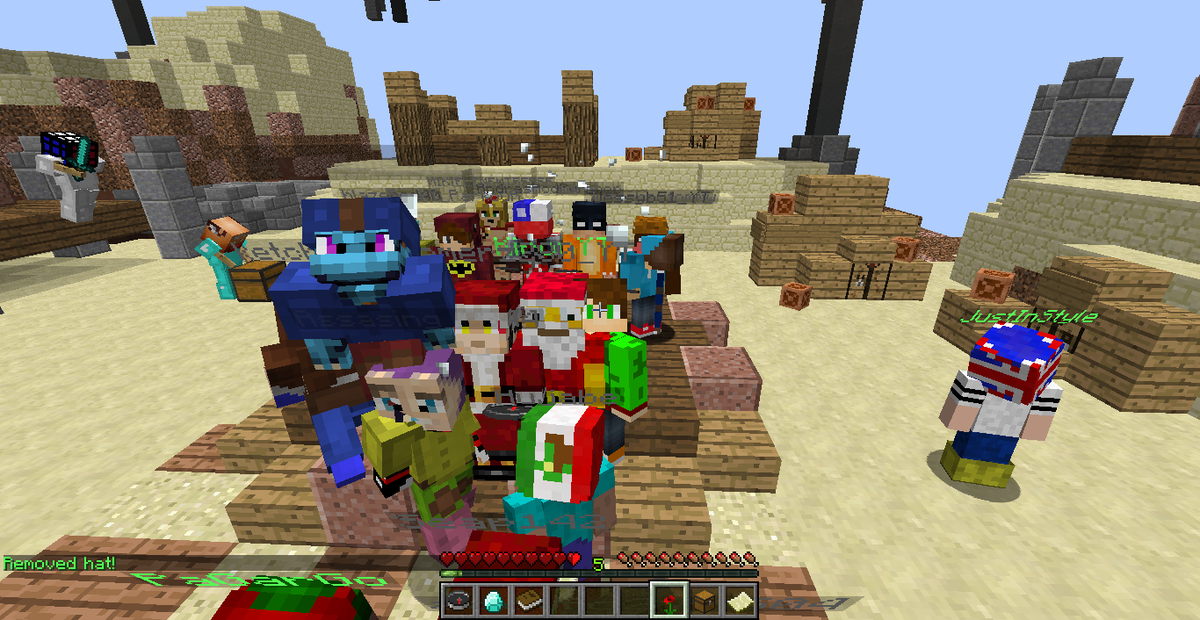 Raxos0's tweet photo. #WHITEWARS fotico con @KIRONYT enel directo de @MmorpgNacho https://t.co/XvE8nLDsIU