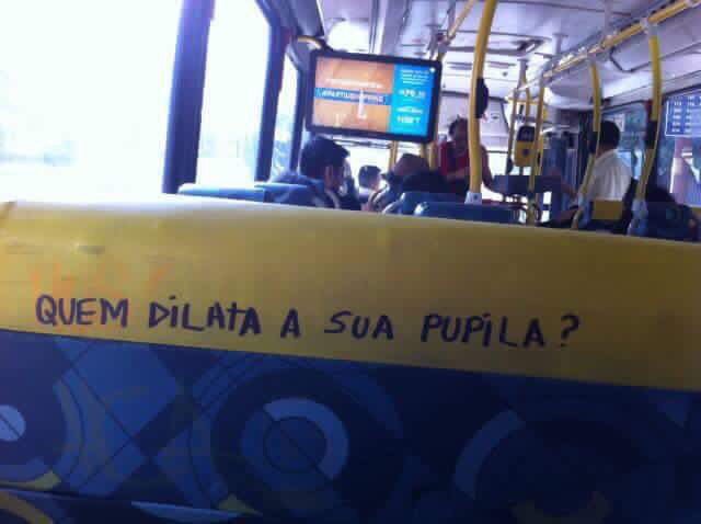 simplement_fant's tweet image. Quem?