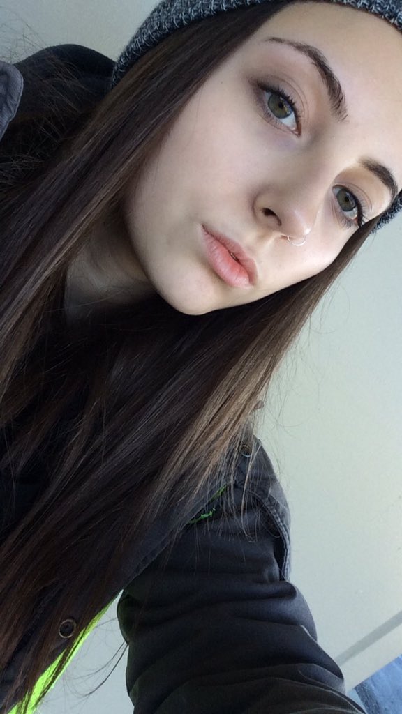 elfbarconsumer's tweet image. 🌹🌹🌹