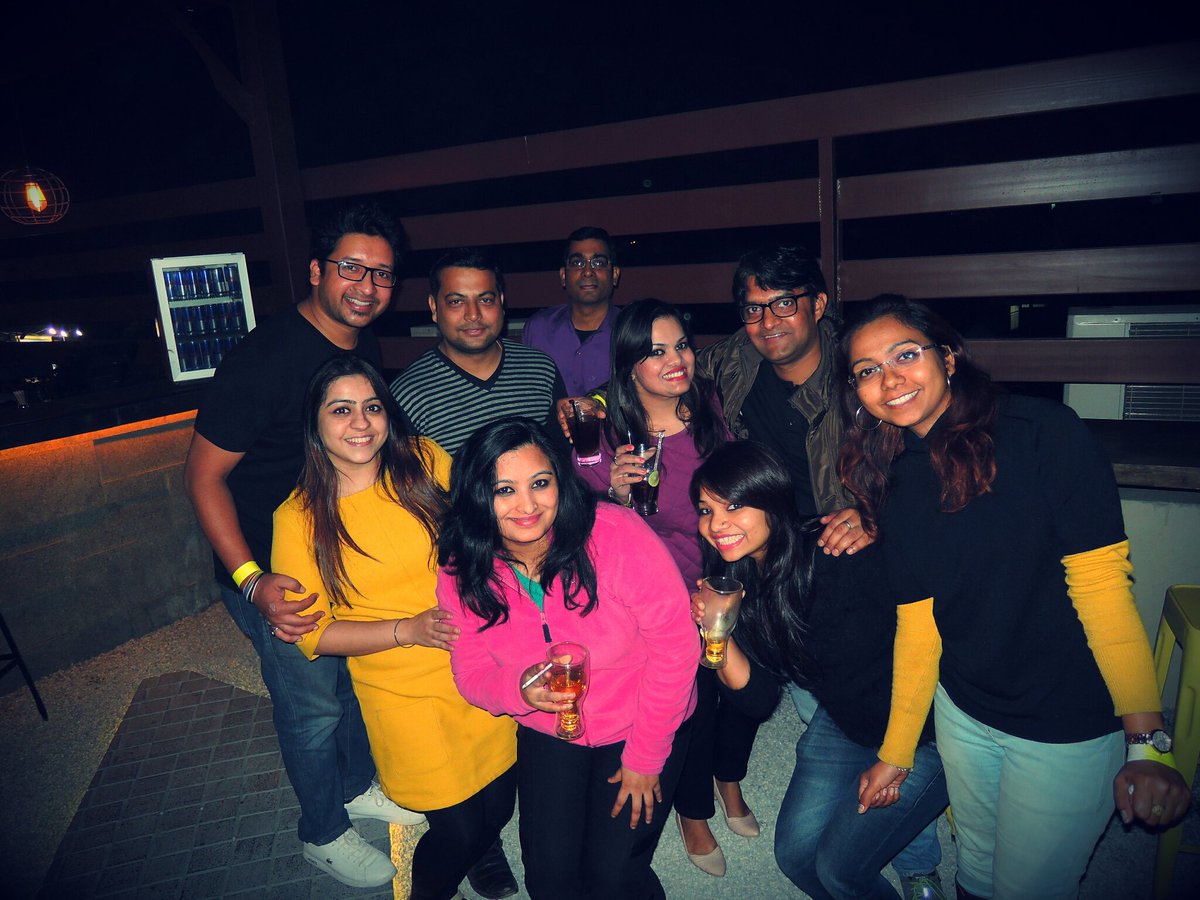 vaishali_vijay's tweet photo. #Groghead #EarlyParty https://t.co/E0GCcGSJ9p