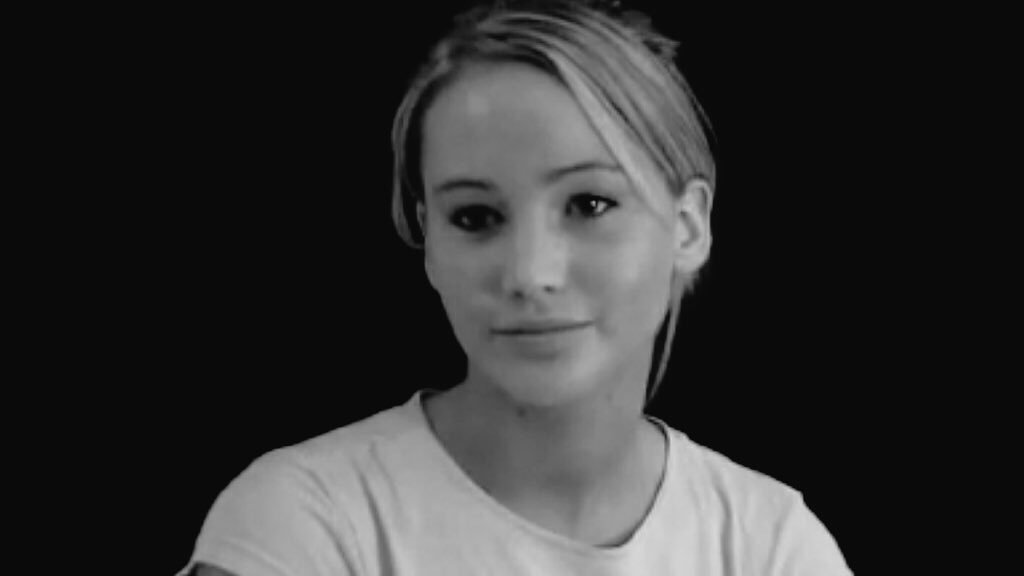 WANDASWlTCH's tweet image. on the left we have jennifer lawrence's very first audition and on the right we have her with her very first Oscar