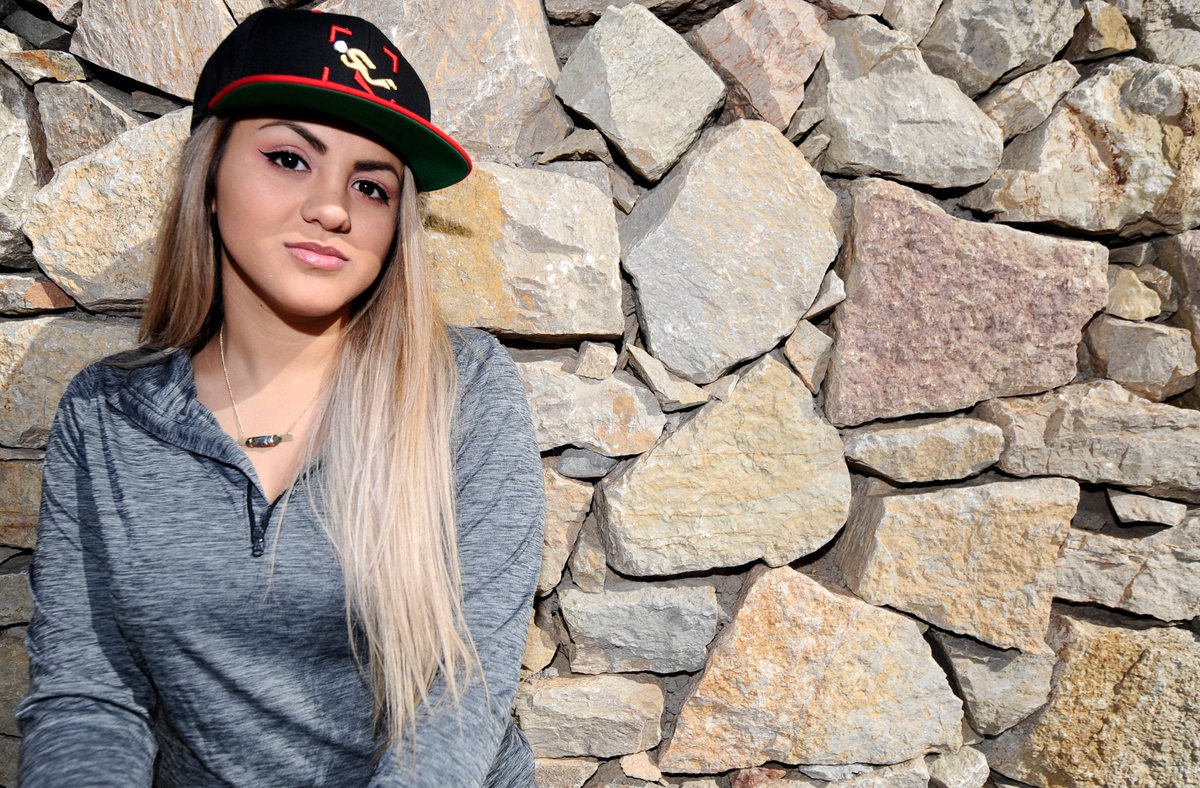 Shutterjock's tweet photo. #Shutterjock #PhotoShoot w/ Ms. Aliyas @VisitElPasoTX @ElPasoLive provides unique backdrops. #portraitphotography https://t.co/Yd5RmFxyER