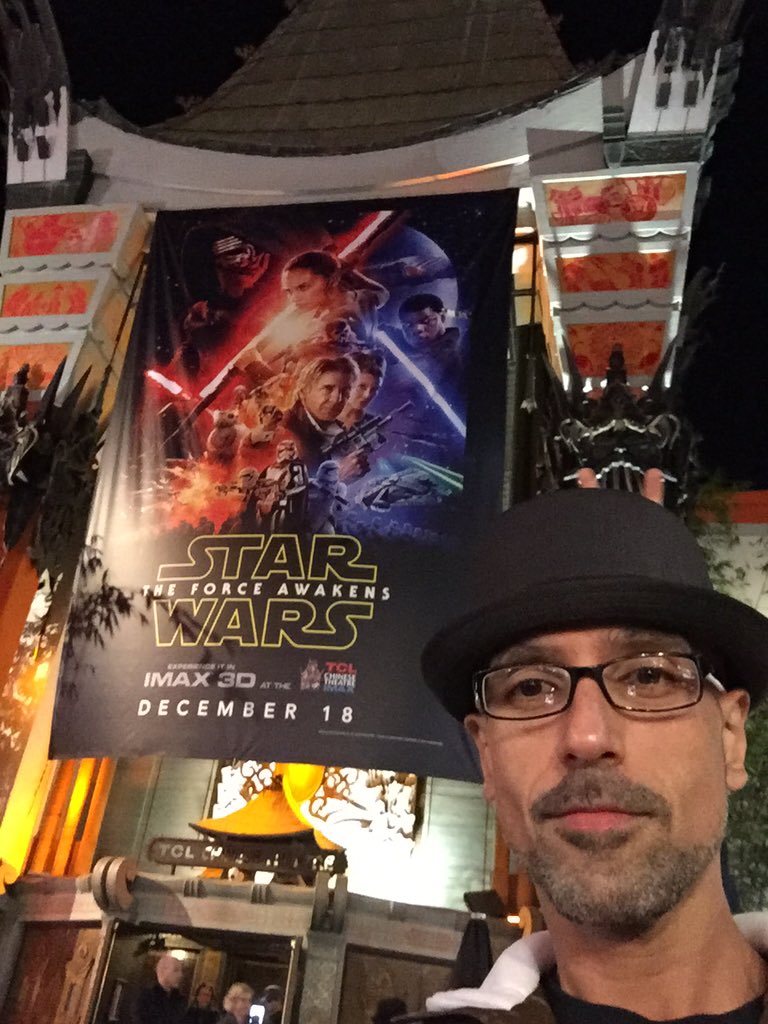 Muscleterranean's tweet photo. Star Wars at the Chinese theater ... Check #thirdViewing https://t.co/yKac3UzeBS