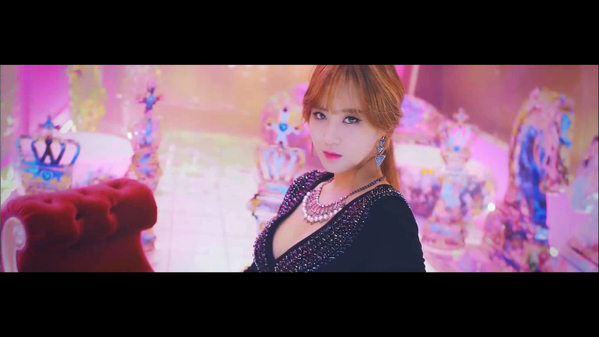 1theOh's tweet photo. [TEASER] 17&amp;_ I don't need a webo ((남자 없이 잘 살아)) 
https://t.co/BzeO5dCkjB https://t.co/fD6WoumzGp
