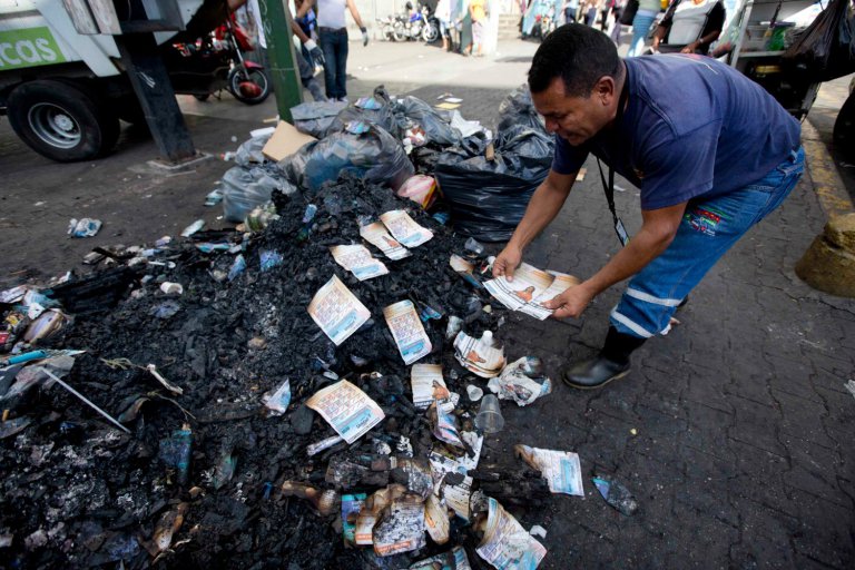TheObjective_es's tweet photo. #En215 asesinaron al opositor venezolano Luis Manuel Díaz https://t.co/4r1eIihjkj https://t.co/izdU8hLjof