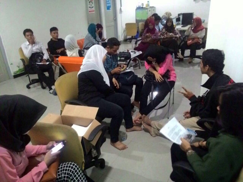 ZonaKampus's tweet photo. Siang sobat kampus hari ini sedang berlangsung audisi menjadi presenter zona kampus. https://t.co/oe8oYS814D