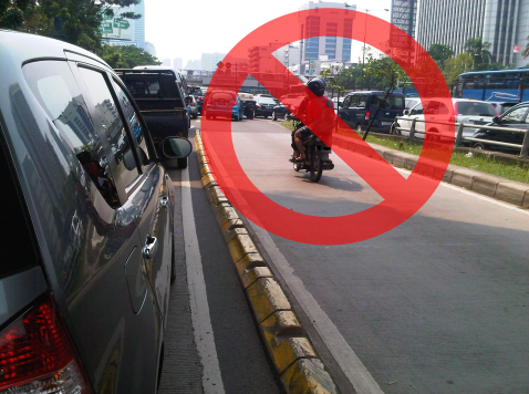 #HappyMonday Ladies, Selamat Kembali Ke Rutinitas Keseharian. Apapun Keadaannya Tetap Patuhi Rambu Lalu Lintas Ya