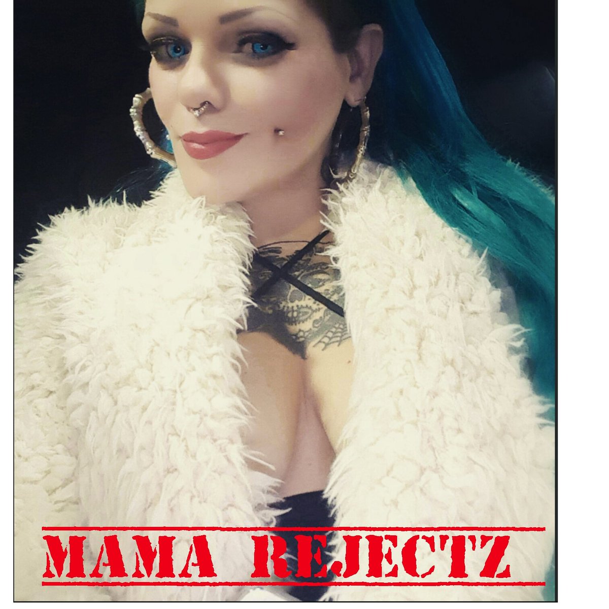 mamarejectz's tweet photo. #mamarejectz #therejectzshow every Friday 4-6 on @NFPRadio https://t.co/HgnxlqOzfH