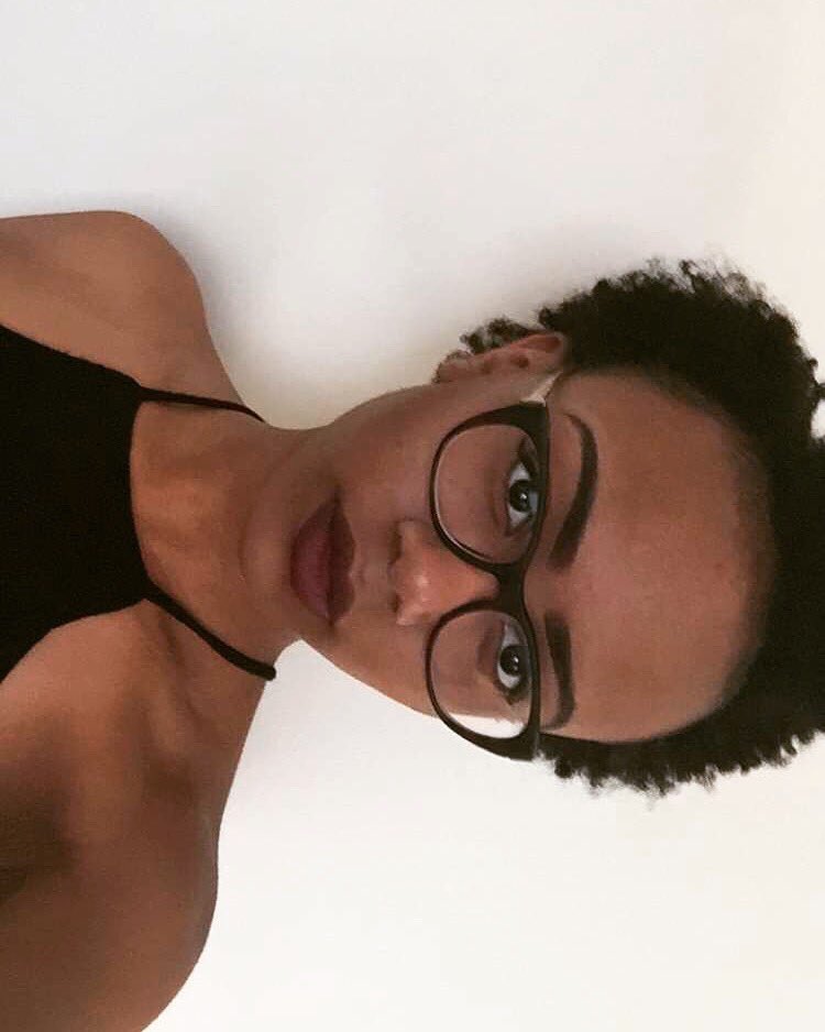 cherisedarlingg's tweet photo. #Flexyourcomplexion #howitfeelstobeablackgirl https://t.co/OtSwDuPINP