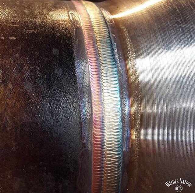 DeoTasDevil's tweet image. Welder Nation had this posted up. 
Hot damn.
*sex noises*
#DatWeave #WeldPorn #WalkTheCup #Welding