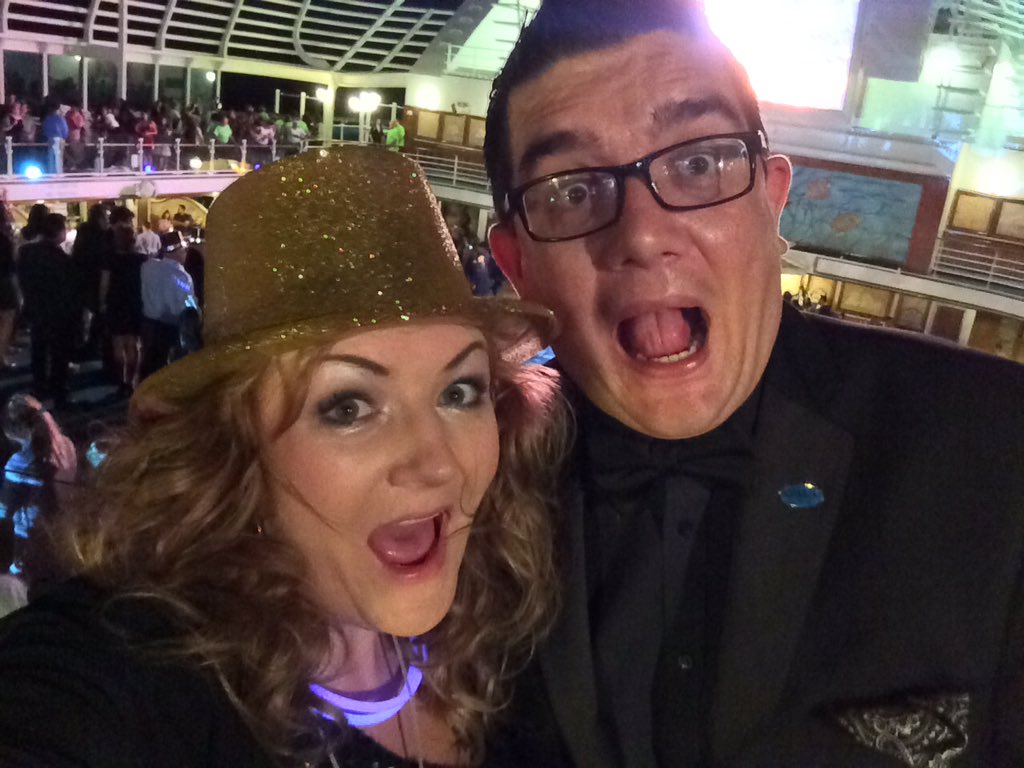 Seeing in 2016 with <a href="/TCSDan/">Dan Appleby</a> #thecruiseship