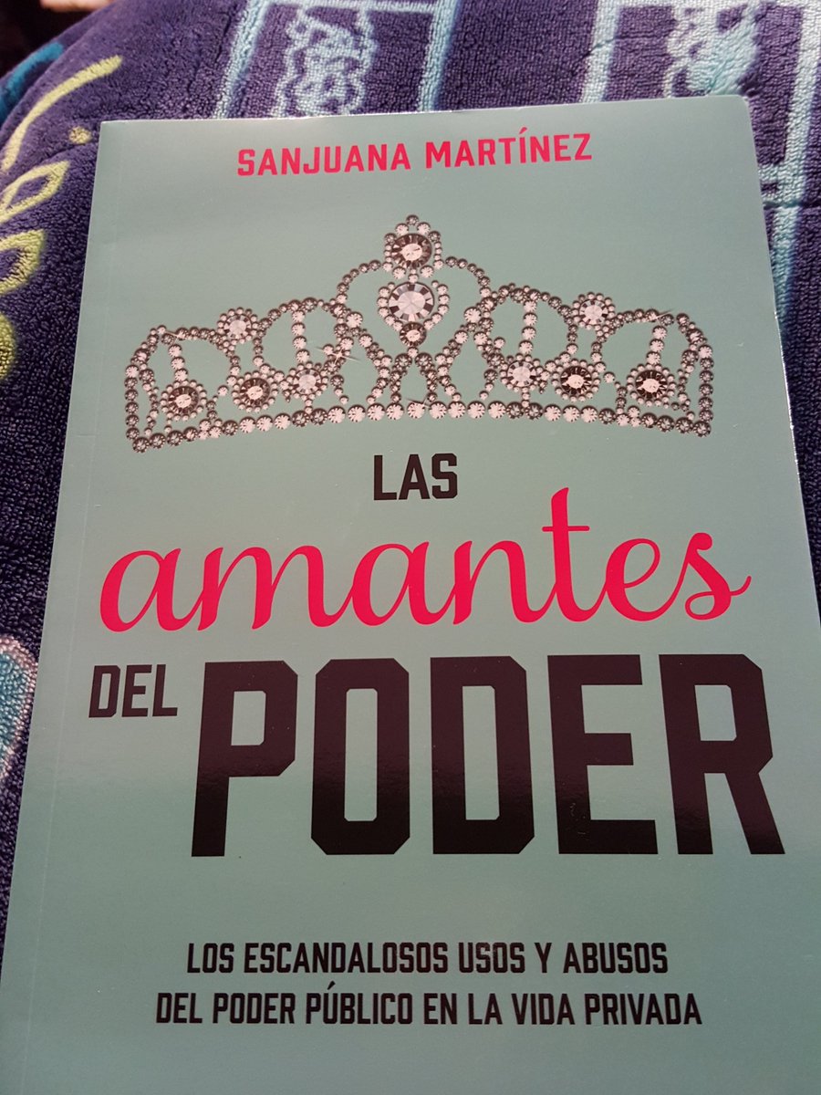JudithMedrano's tweet photo. Hoy estreno mi regalo!! @SanjuanaMtz  gracias @Temo80 #MiPrimerLibroDel2016  #CambiaLibrosConRecalentado https://t.co/ZX04NGHLWl
