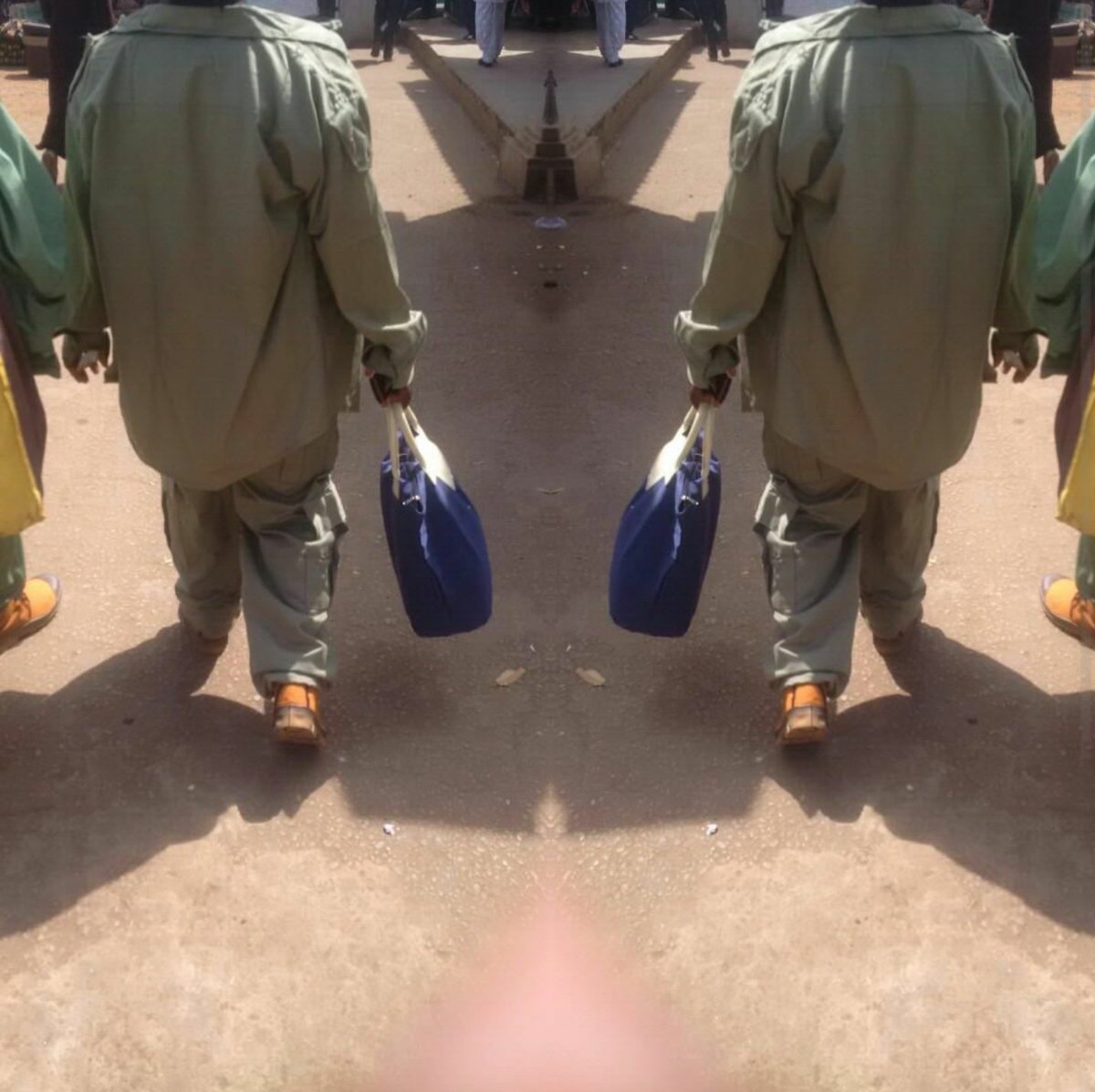 Nysc_Funny_Pics's tweet photo. 😂😂😂😂 #OverSizedKhaki #OverSizedJungleBoot 
Were u able to get your size? 
Share your experience #NyscFunnyPics https://t.co/Mnoz7G8OWs