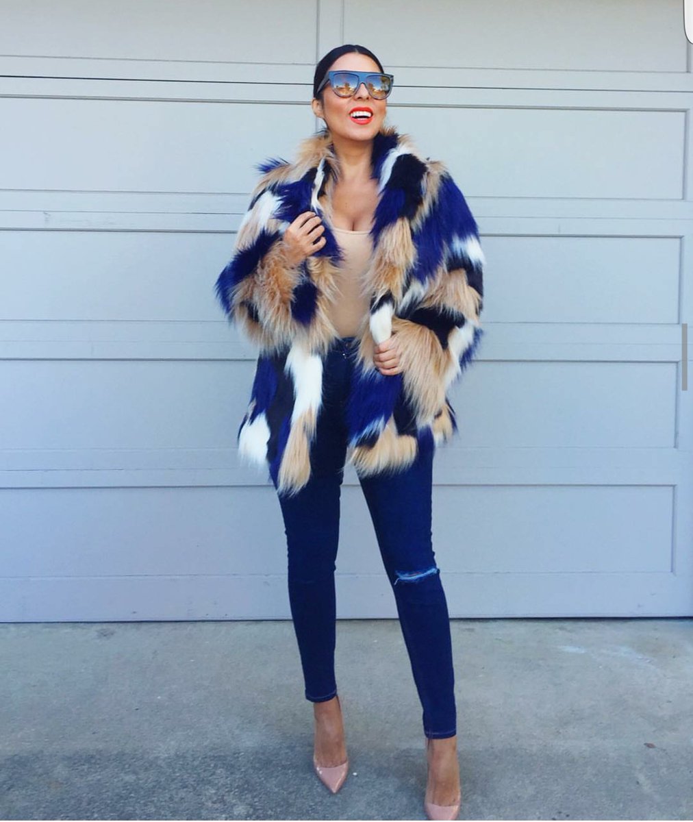 styledbyblu's tweet photo. What a fierce #signatureblu ensemble!! #FashionSpeaks credit: @flordemariafashion https://t.co/vdUzt6Rwst