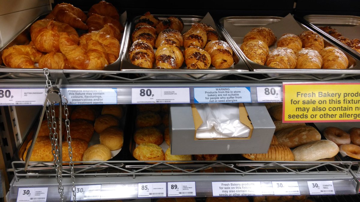 Getting 2016's back to reality bake off out nice and early <a href="/delroyfoster29/">Delroy Foster</a> <a href="/jeanie_hughes/">Jean McCormick</a> <a href="/ziggyhamer/">ian hamer</a> <a href="/joannex/">joanne Mellor</a>