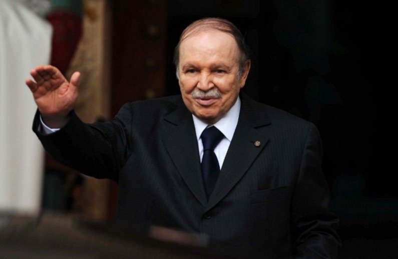 #Algeria: cambio di governo a breve
bit.ly/1NZXNgE