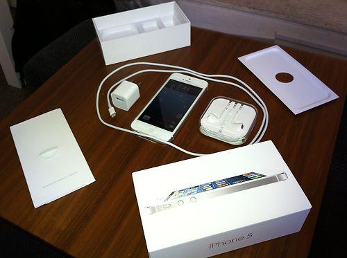 Ready Stock! Apple iPhone 5 32GB Rp.2.800.000