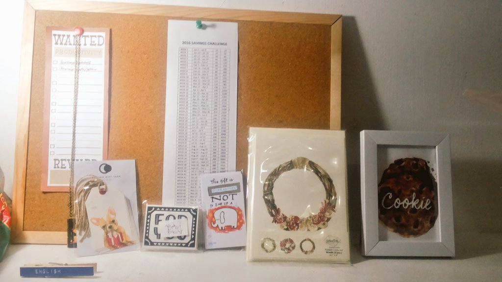 RegineCabato's tweet image. It is done. Celebrated ending my thesis through #commonroomph goods! I&apos;m coming back for you, moss unicorn bookends.