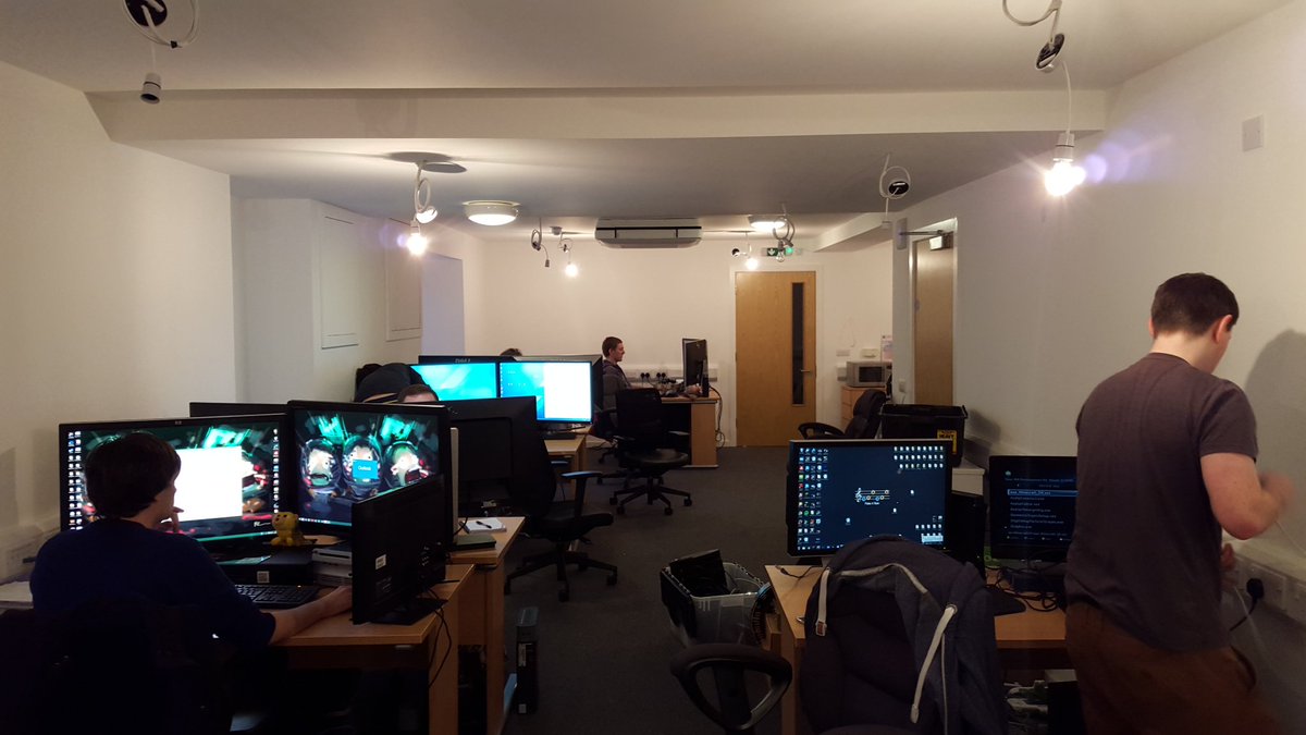 4JStudios's tweet image. Happy New Year!
We're back, in our new office, and starting to fix bugs :)