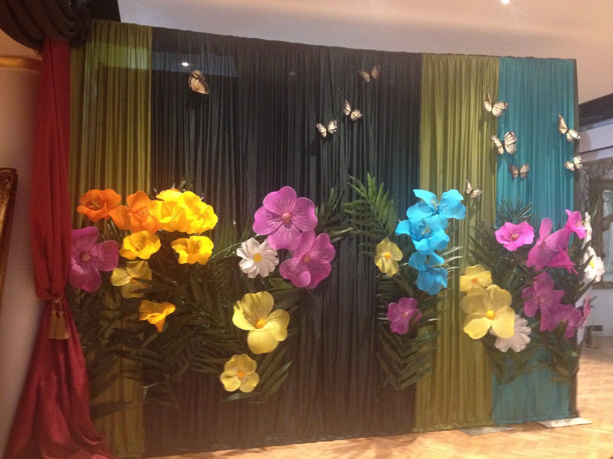 For top to bottom service, #CreativeDraping
Find out more: creativedraping.com