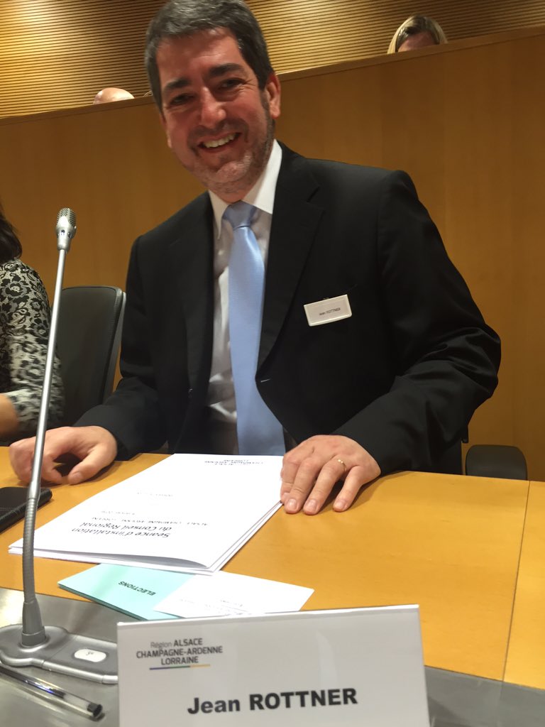 AubinBrandalise's tweet photo. .@JeanROTTNER élu président du groupe des 104 conseillers de la majorité régionale. https://t.co/epjtLQIjKN